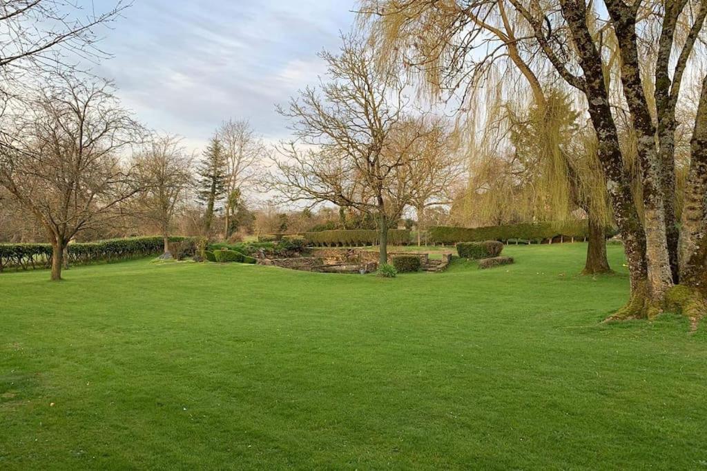 Le Nalousie Villa Livry  Luaran gambar